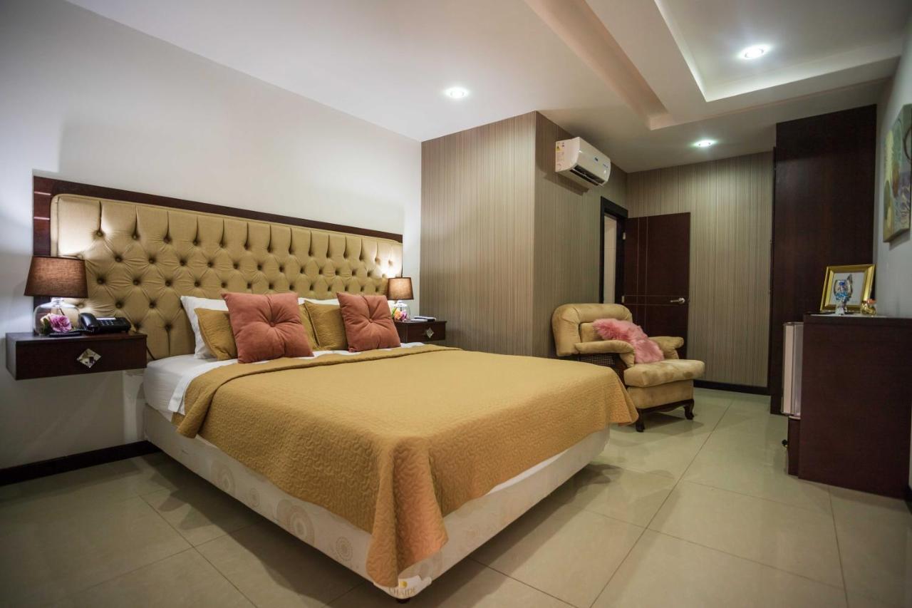 Casa Lolita Hotel-Boutique Portoviejo Extérieur photo